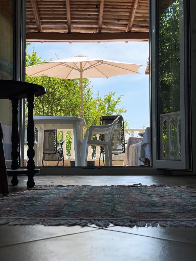 Casa Lia-Beach Front Villa Nea Kallikrateia Экстерьер фото